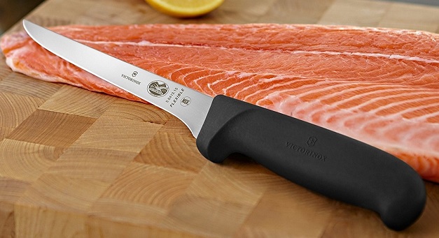 Quality fishing knife 