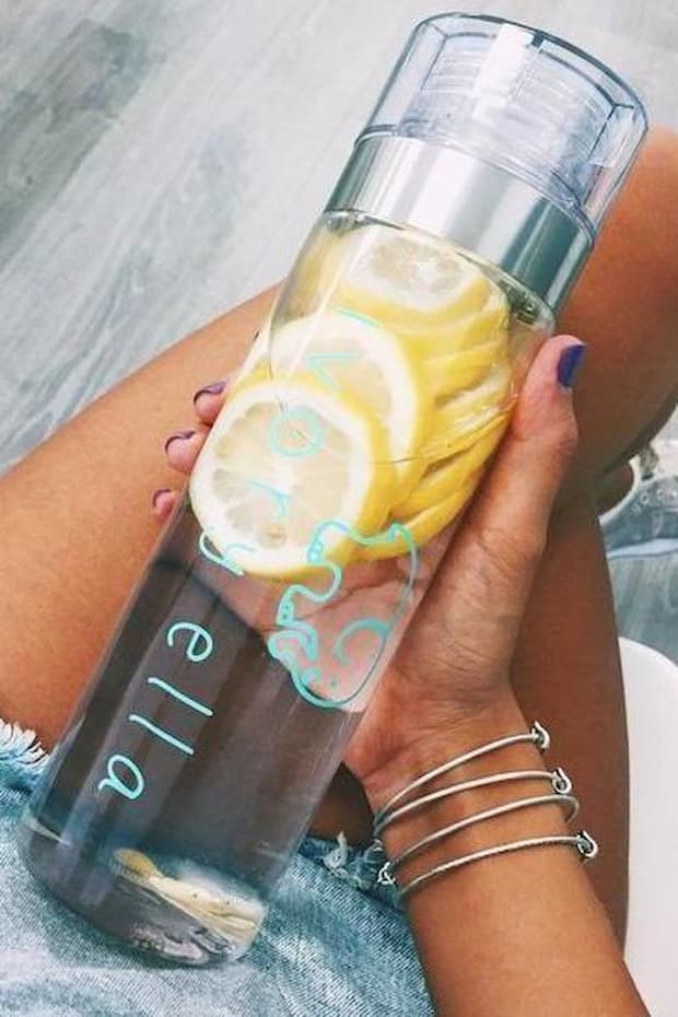 water bottle with lemon inside