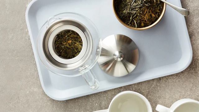 tea and teapot loose leaf herbals