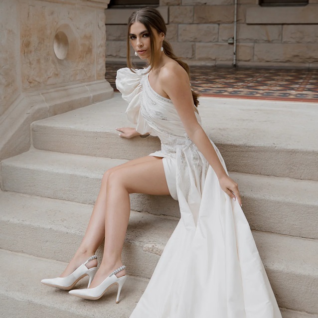 BONNIE PEARL - PEARL & CRYSTAL EMBELLISHED SLING BACK BRIDAL PUMP - SOFT WHITE